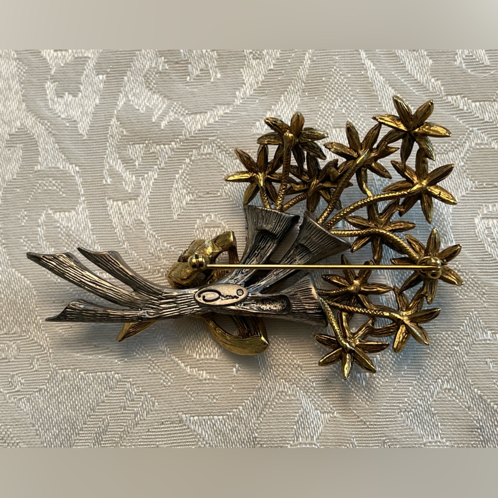 VTG Oscar de la Renta Brooch and Earrings - Picture 3 of 5